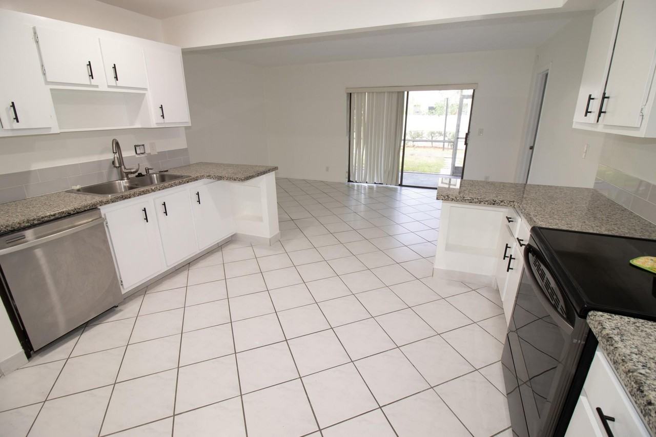 3115 Coral Hills Drive - Photo 3 of 14