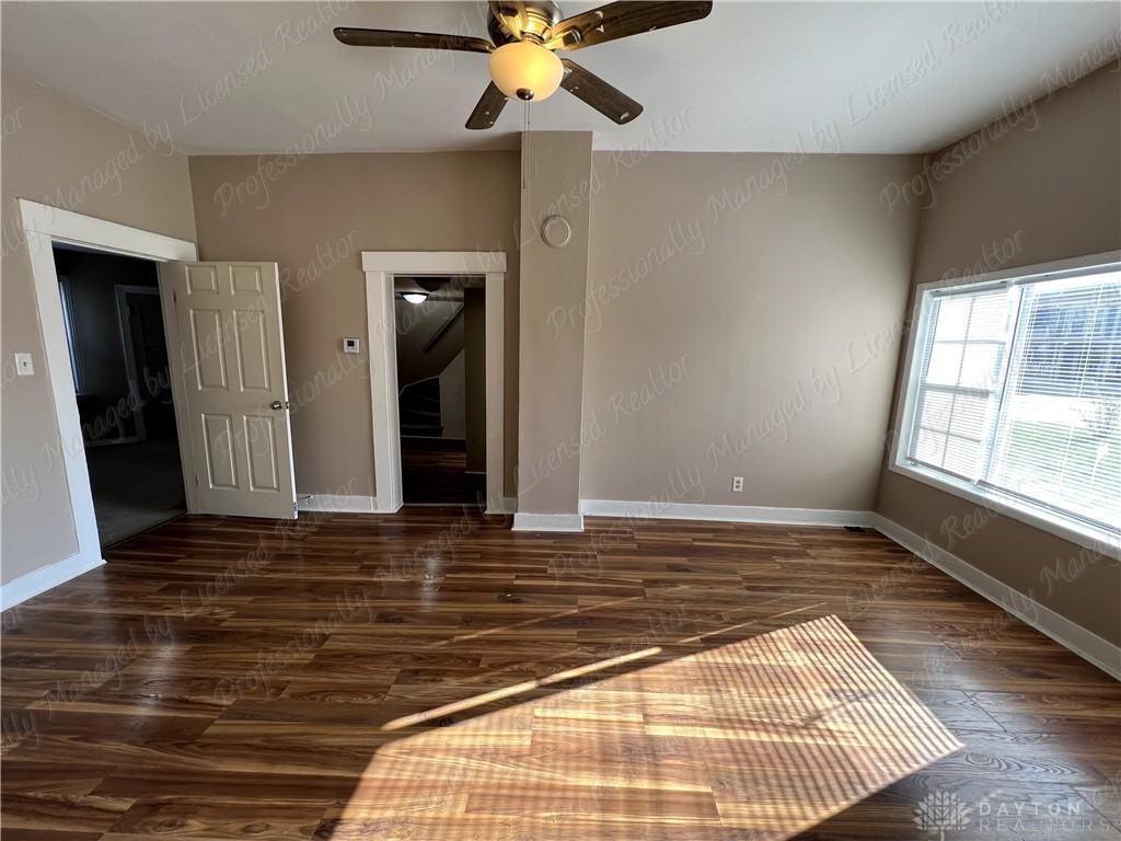 1325 Valley St - Photo 7 of 28