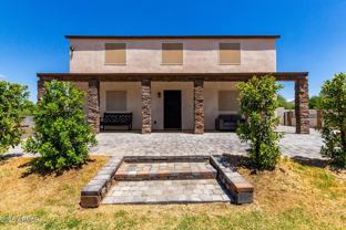 2056 W Dobbins Rd - Photo 1 of 1