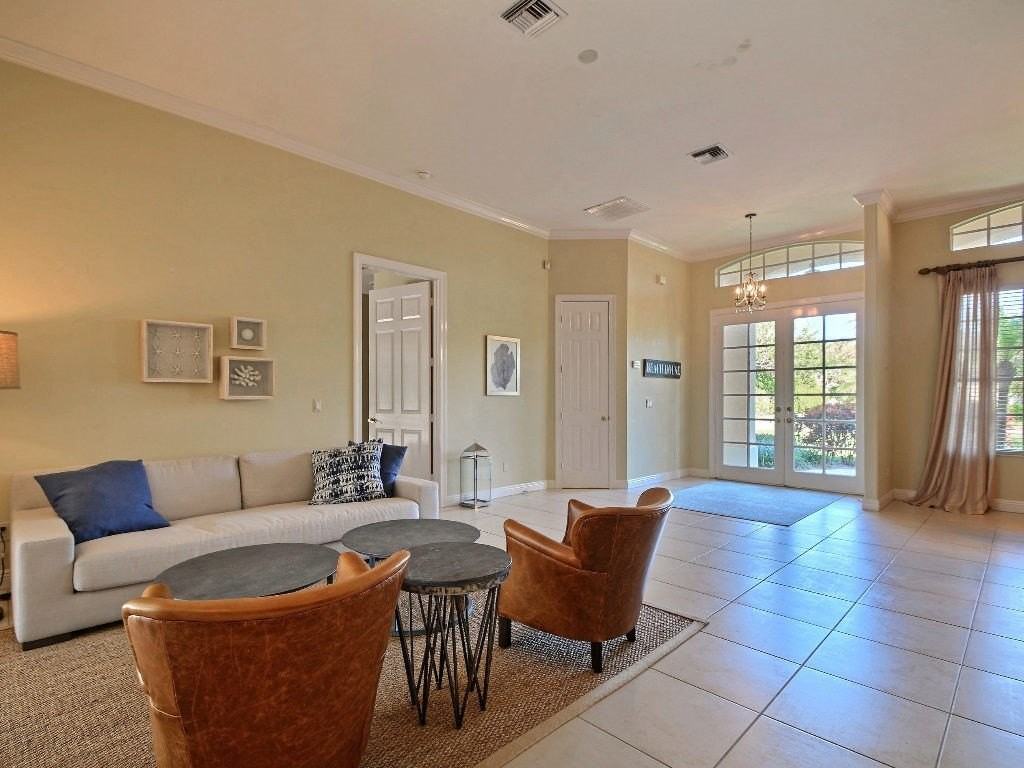 1839 East Sandpointe Lane - Photo 5 of 36