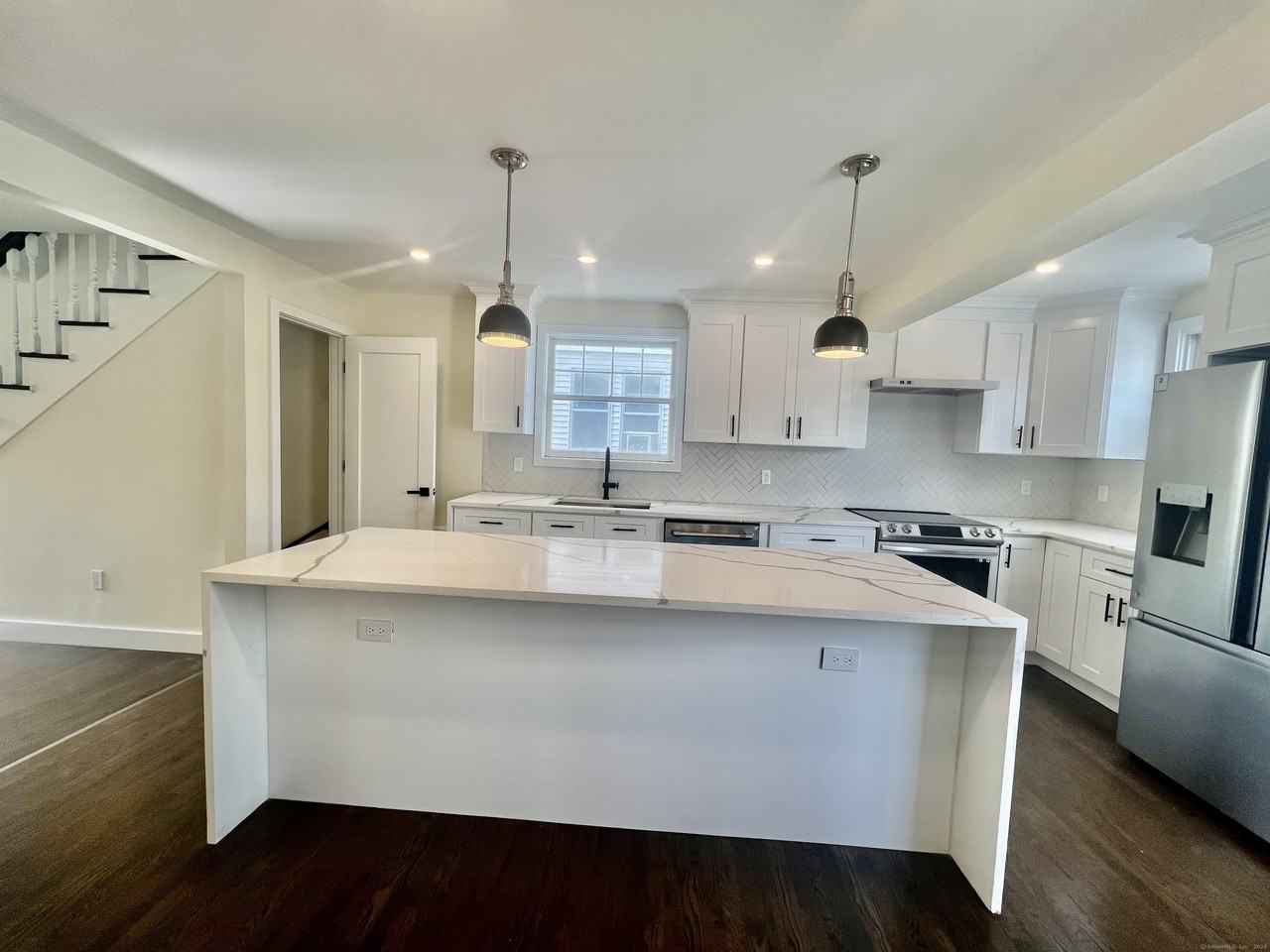 34 Hundley Ct - Photo 6 of 34