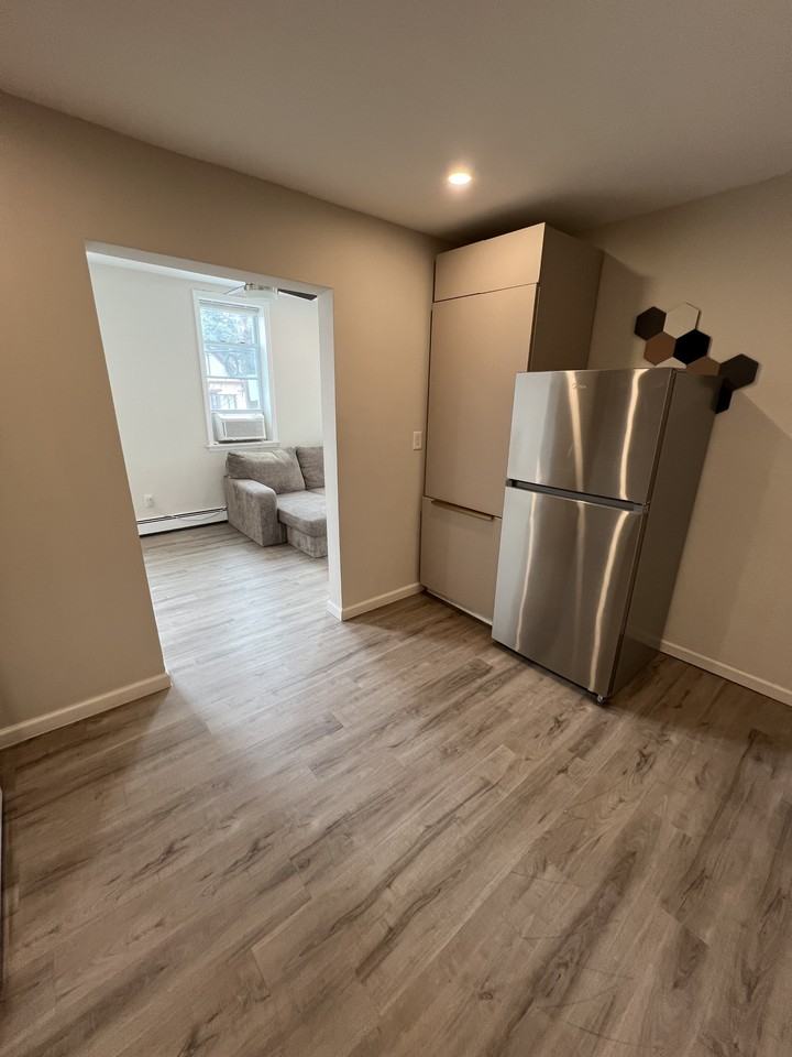 57 Belmont Ave - Photo 2 of 12