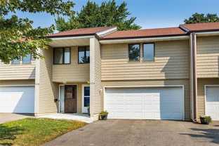 326 W 5th St - Photo 1 of 1