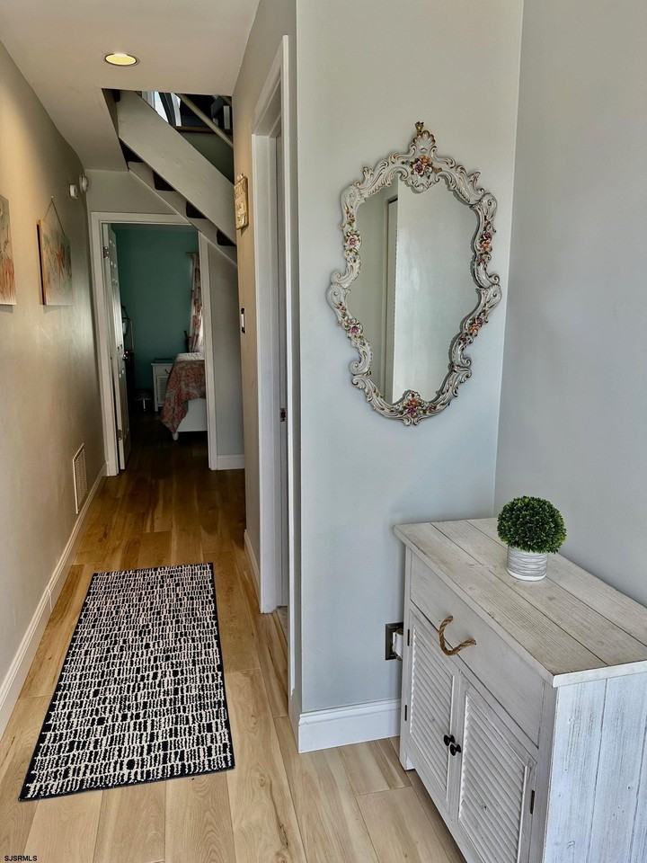 305 4th St S - Photo 6 of 45