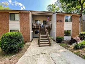 1445 Willow Bend Way Apt B #B - Photo 1 of 1