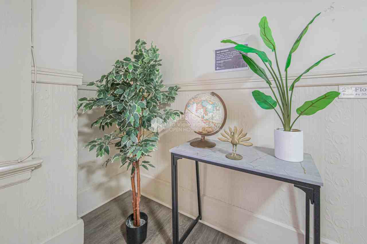 402 Broadway #77 - Photo 4 of 13