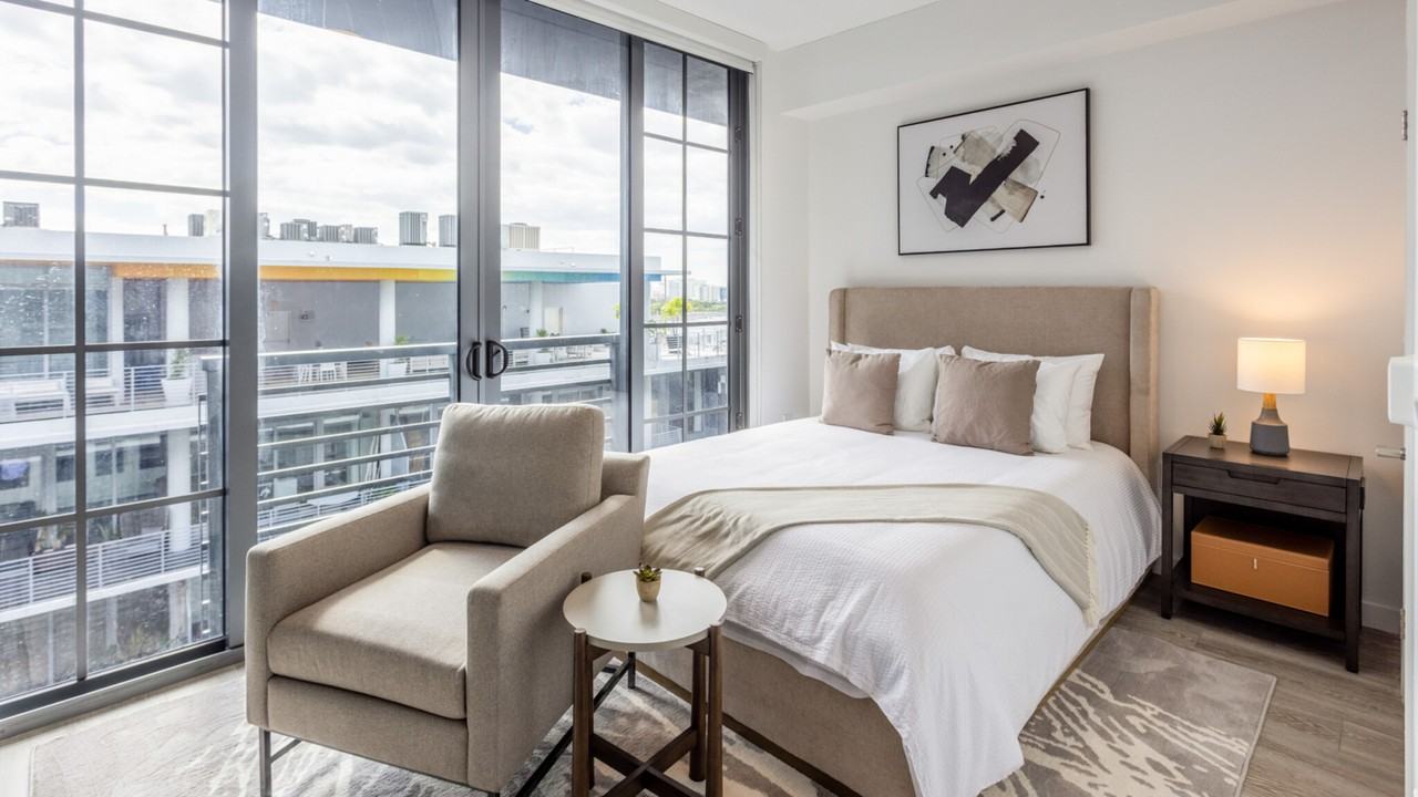 6765 Southwest 17th Street #807 - Photo 4 of 12