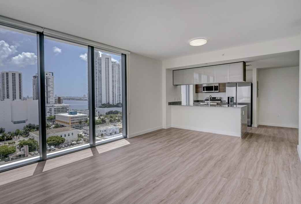 114 Northeast 22nd Street #709 - Photo 7 of 15