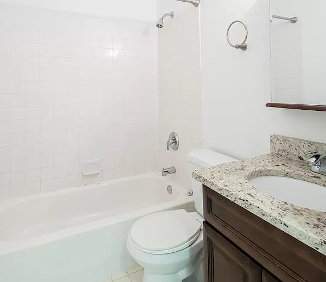 Frontier Townhomes - Photo 5 of 39