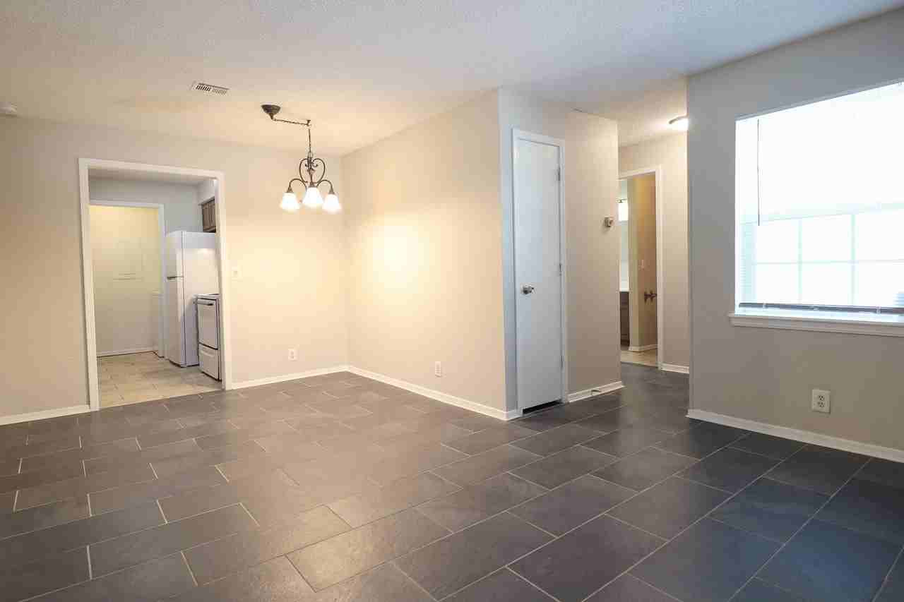 2421 E 87th St #261 - Photo 4 of 14