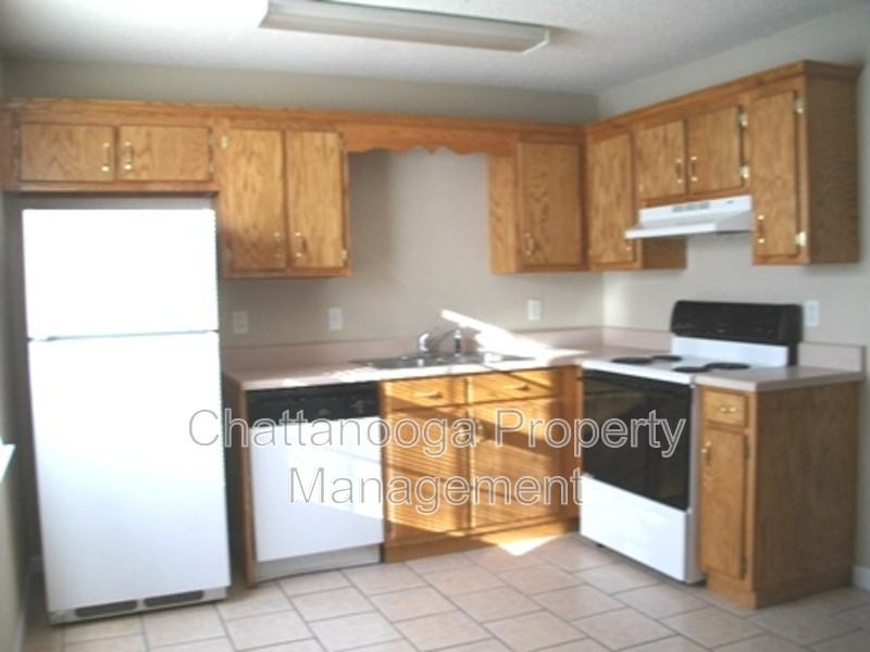 178 Timothy Dr - Photo 2 of 13