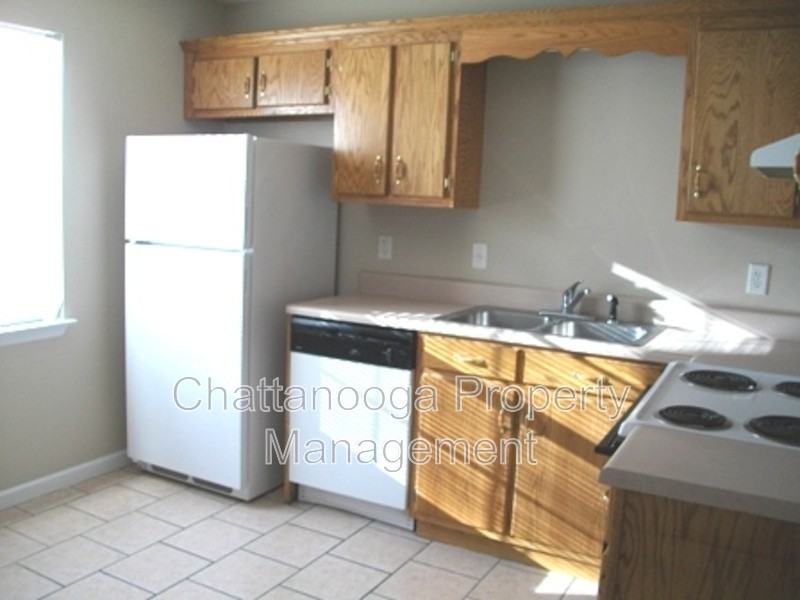 178 Timothy Dr - Photo 3 of 13