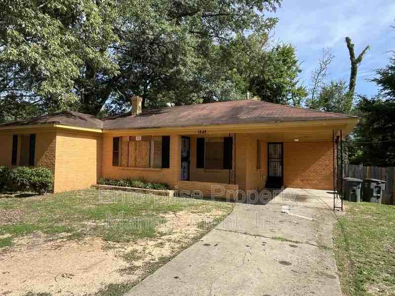 1848 Woodburn Drive - Photo 2 of 25