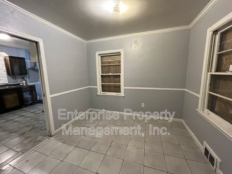 1848 Woodburn Drive - Photo 5 of 25