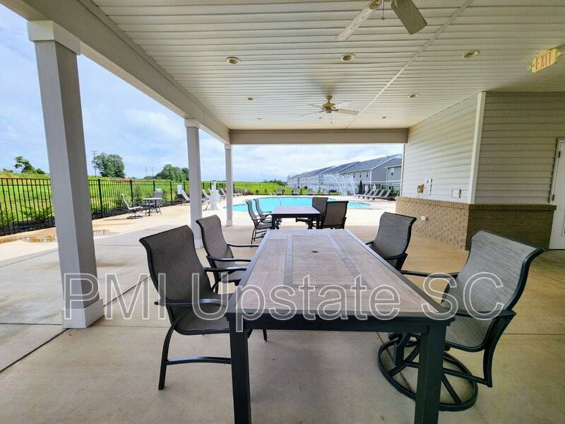 1283 Westgate Village Dr - Photo 2 of 43