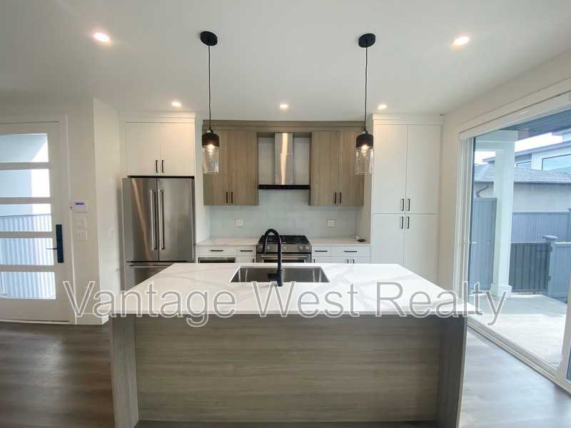 400 Morrison Ave #2 - Photo 3 of 43