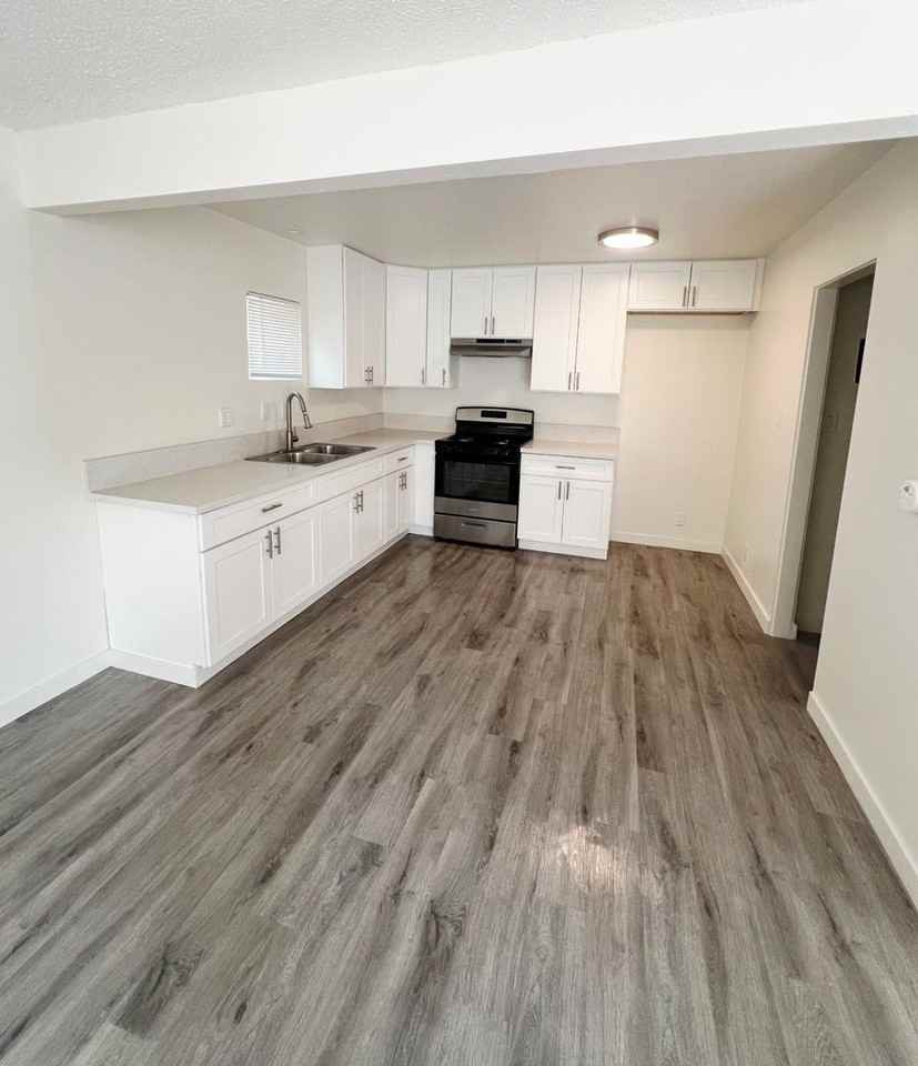 New Ave - Photo 4 of 16