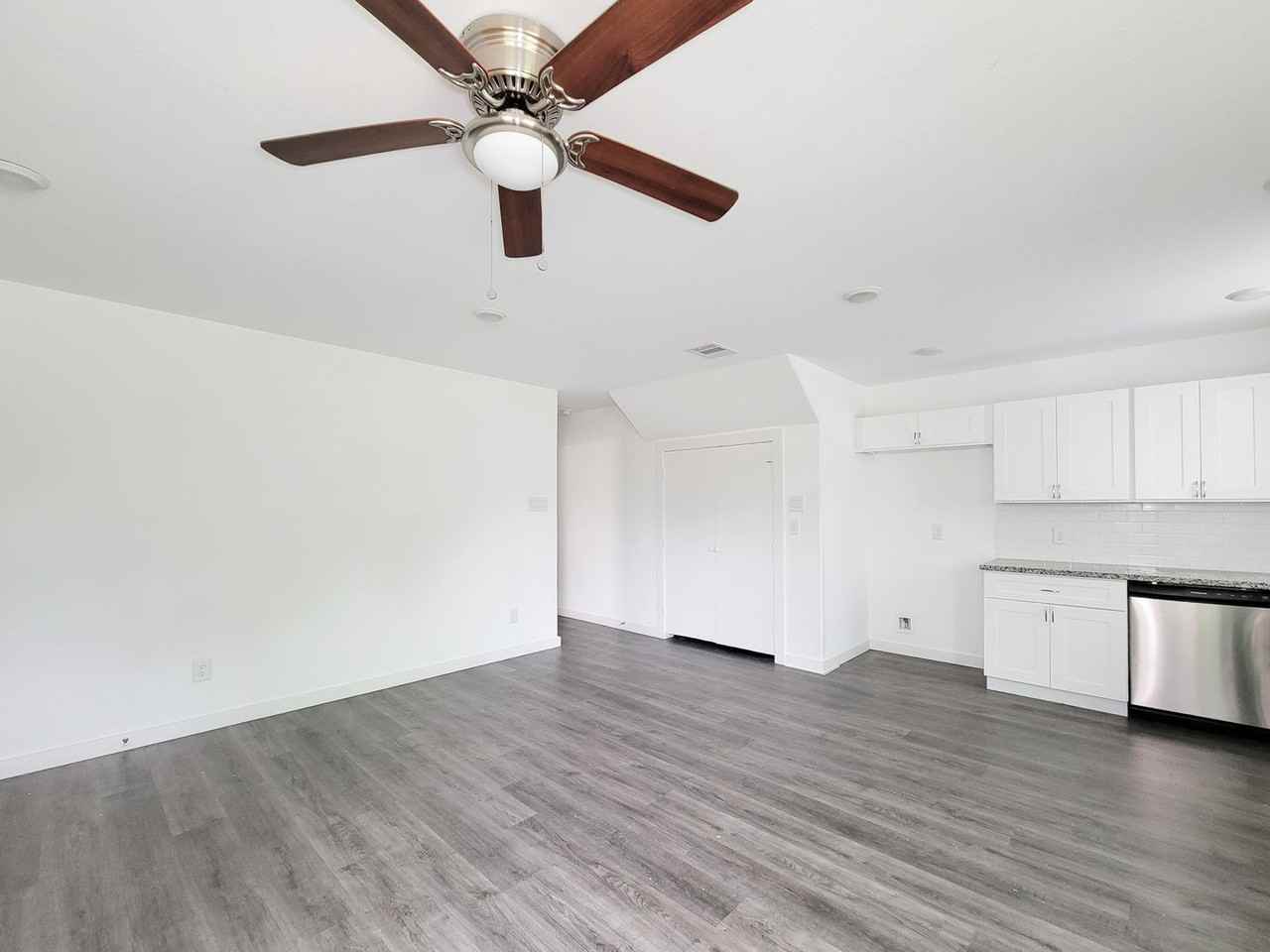 8122 Sterlingshire St #A - Photo 5 of 25