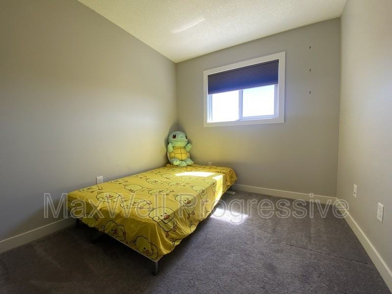 315 Desrochers Blvd Sw - Photo 4 of 18