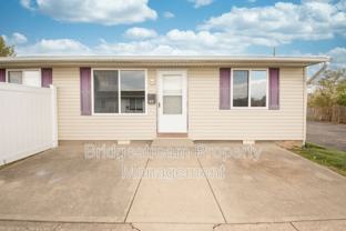 834 Randler Ave - Photo 1 of 1