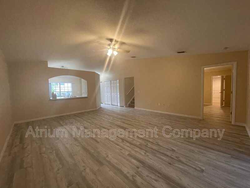 4670 Elena Way - Photo 2 of 39