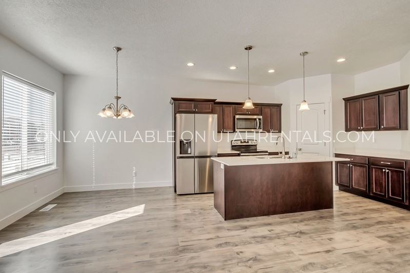 297 Wn - Photo 4 of 19