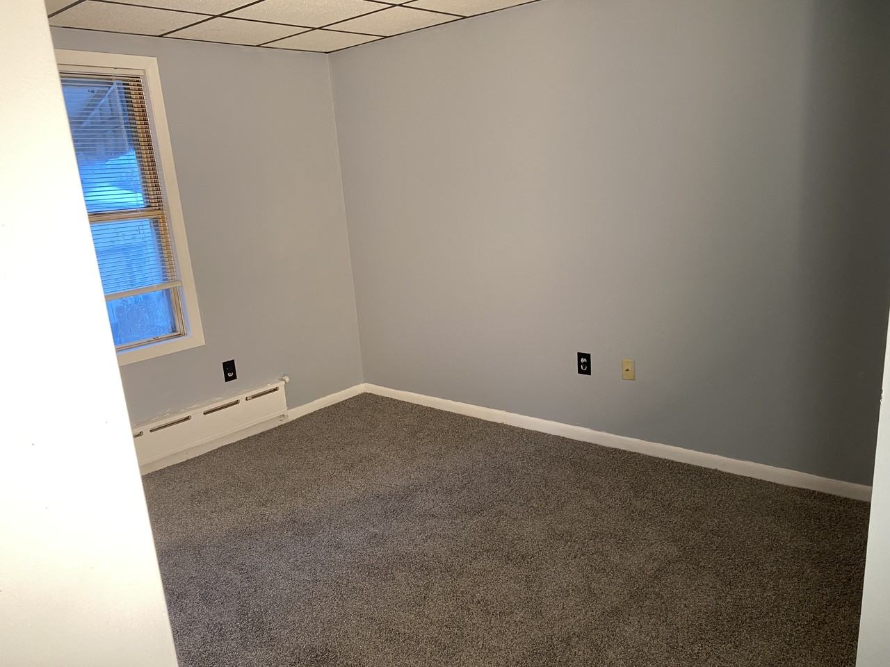 236 Valley St #236B - Photo 2 of 7