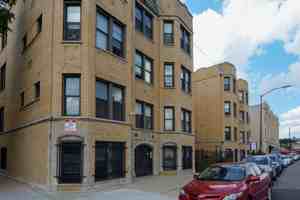 featured image of 1532 N Kedzie Ave #1F