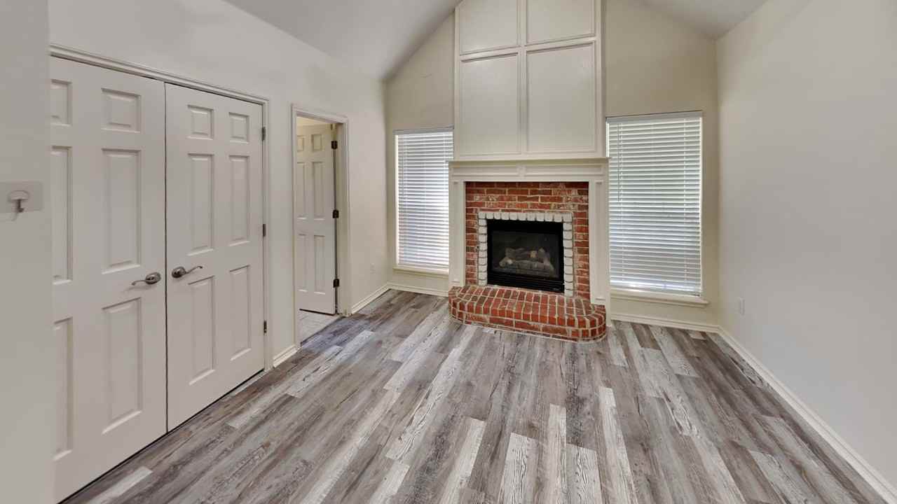 16521 Fenwick Blvd - Photo 7 of 32