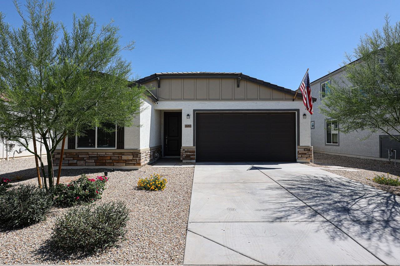 18063 W Soft Wind Dr - Photo 2 of 30