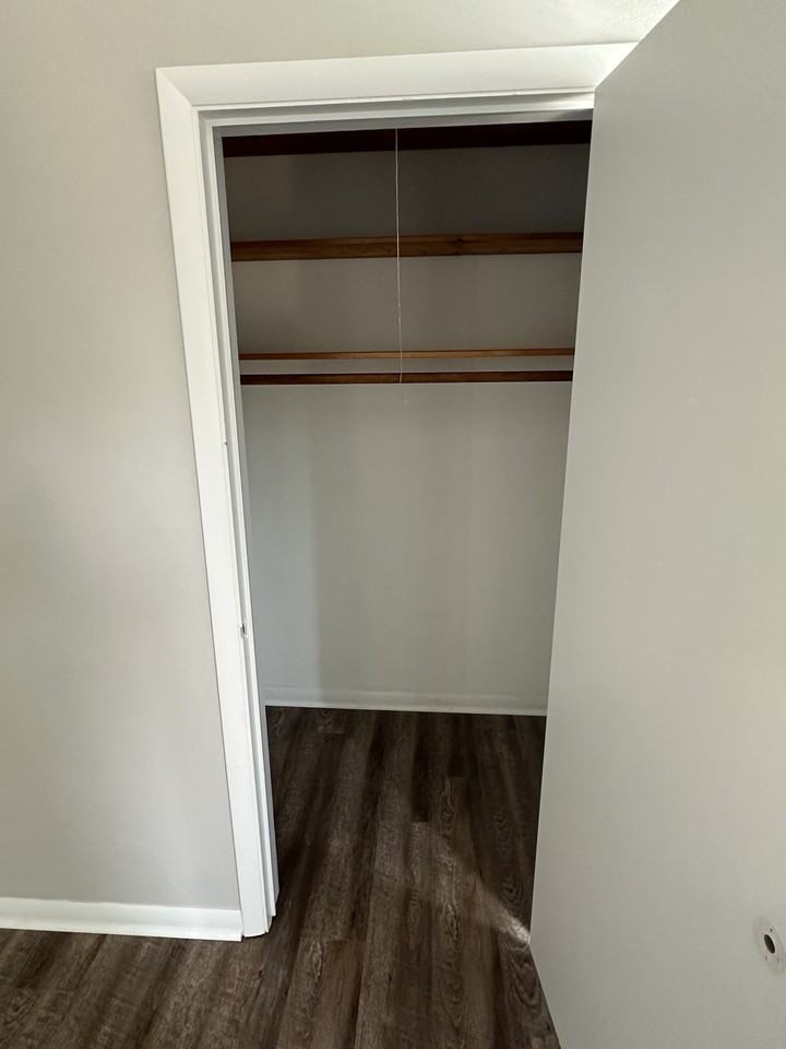848 S Silver Lake St - Photo 5 of 17