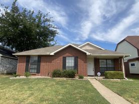 421 Sims Dr - Photo 1 of 1