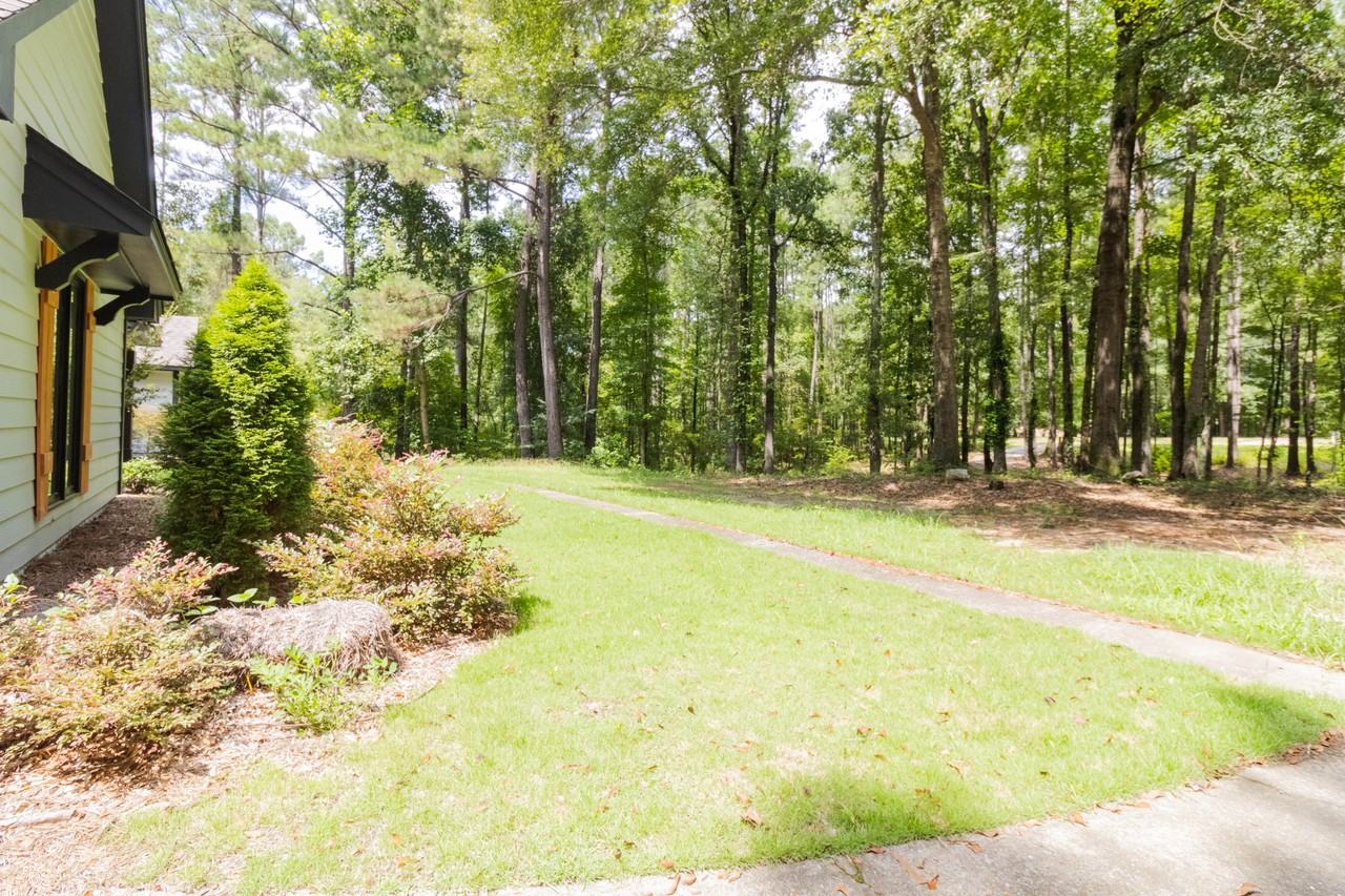 241 Plantation Creek Rd - Photo 2 of 22