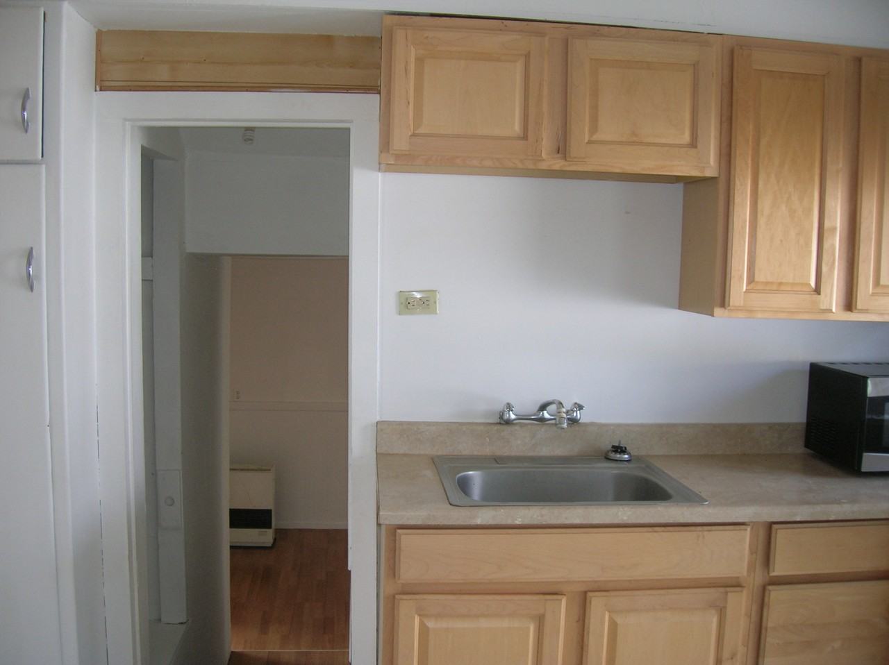 263 Clay St - Photo 2 of 4