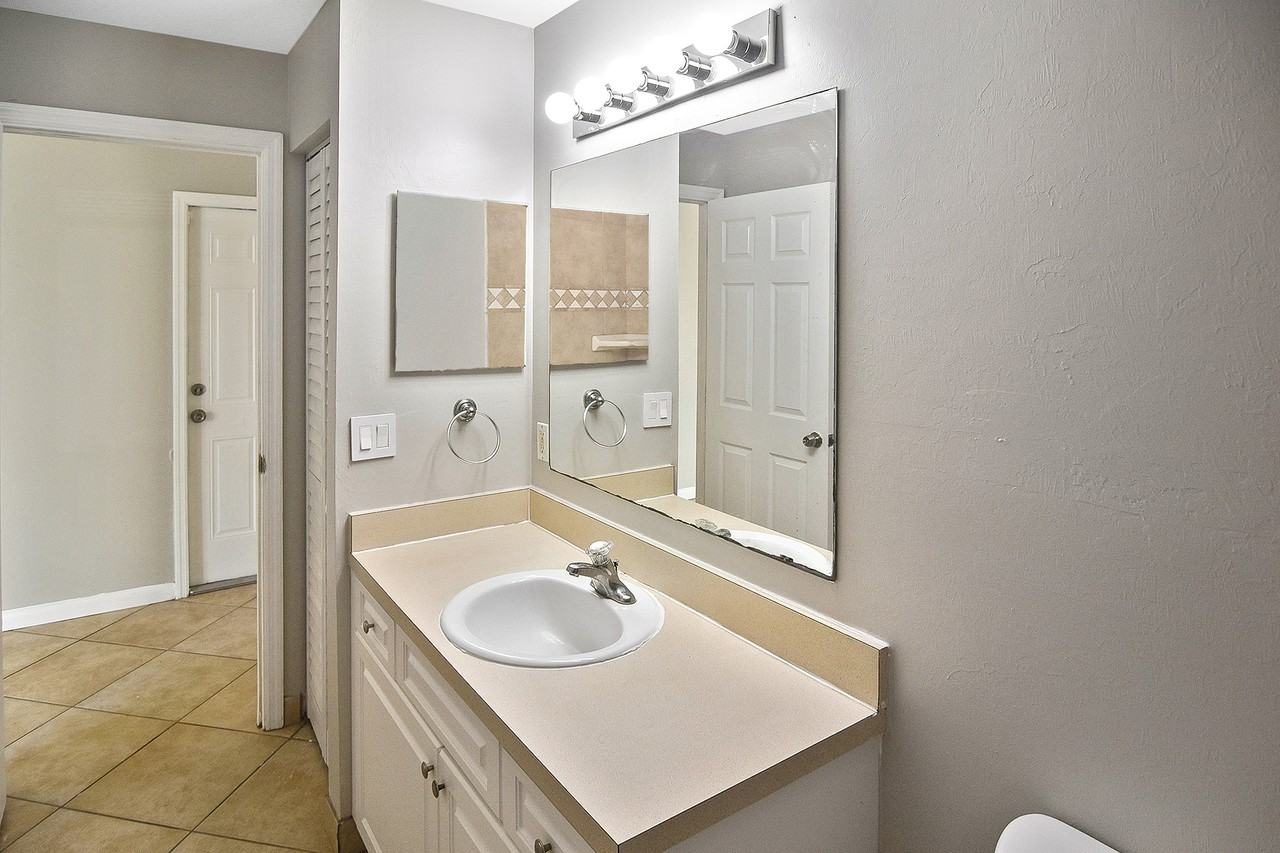 5321 28th St Sw - Photo 6 of 26