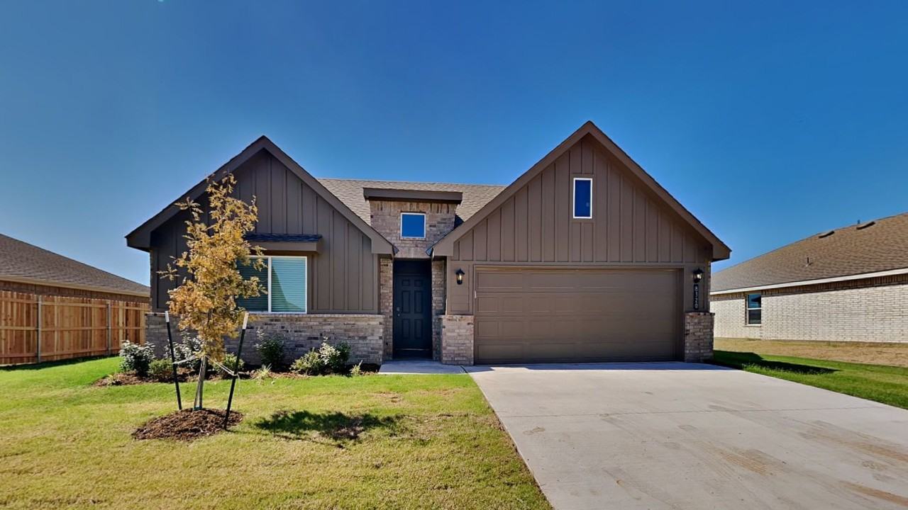 8320 Nw 61st St - Photo 2 of 26