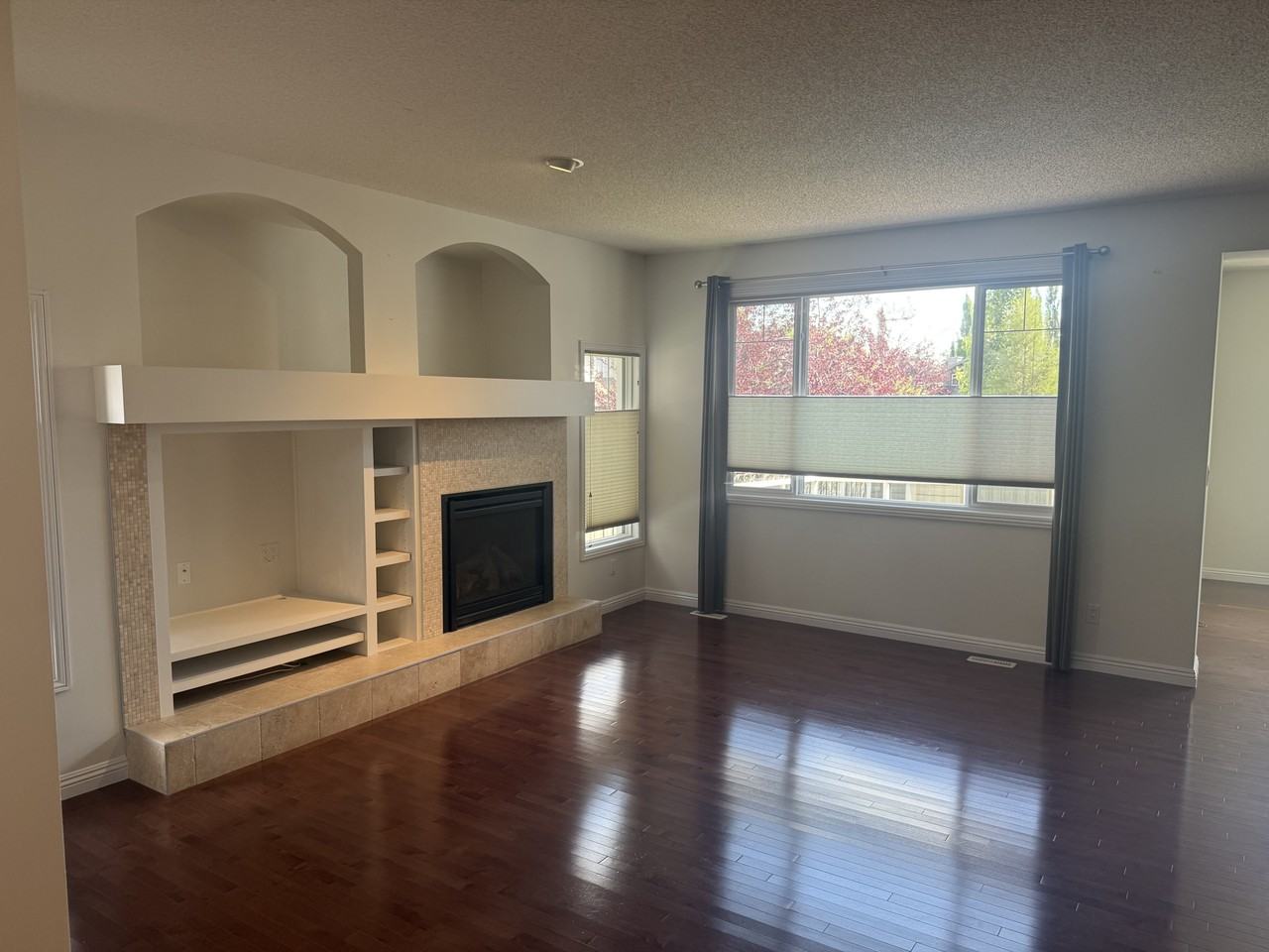 603 Adams Way Sw - Photo 3 of 37