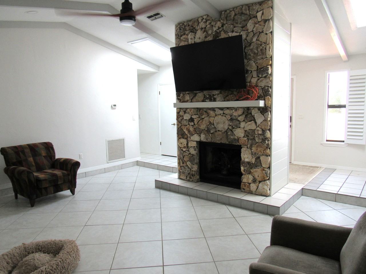 945 Bramble Bush Cir W - Photo 3 of 15