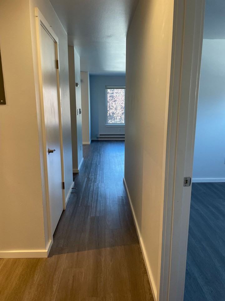 Ekilai Apartments - Photo 6 of 36