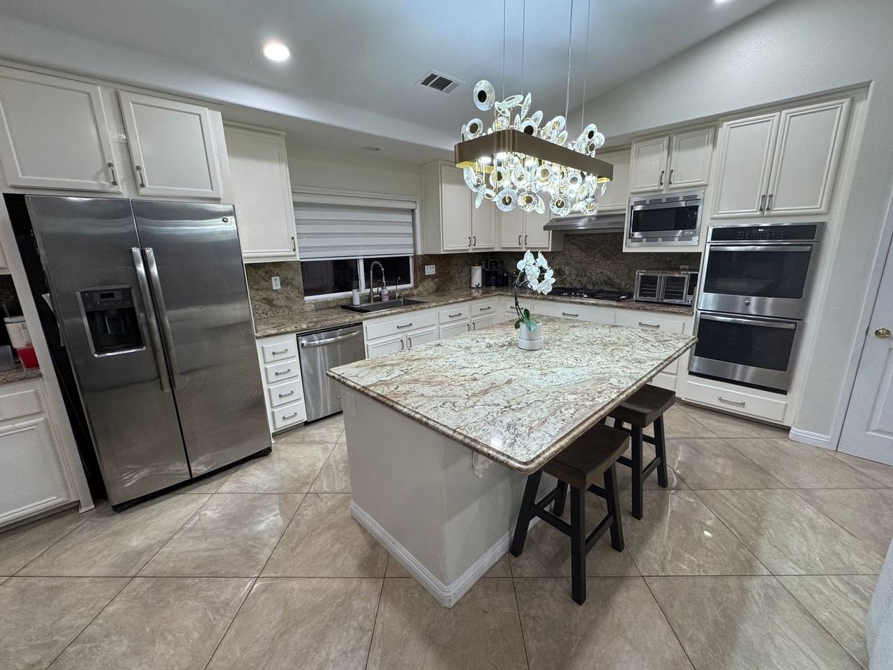 10003 Destiny Mountain Ct - Photo 3 of 25