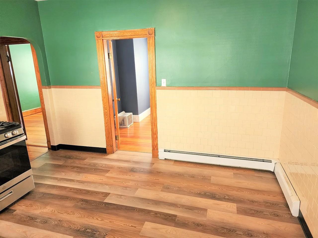 1027 Broadway - Photo 2 of 40