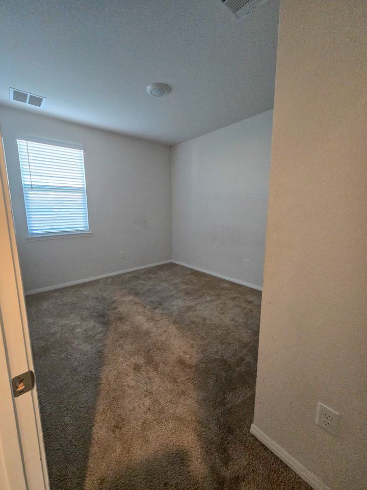 109 Brody Ln #NA - Photo 2 of 34