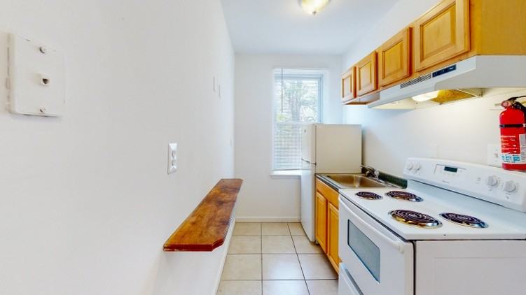 307 Dolphin St #1E - Photo 6 of 18