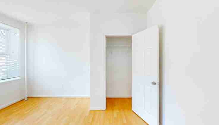 307 Dolphin St #1E - Photo 7 of 18