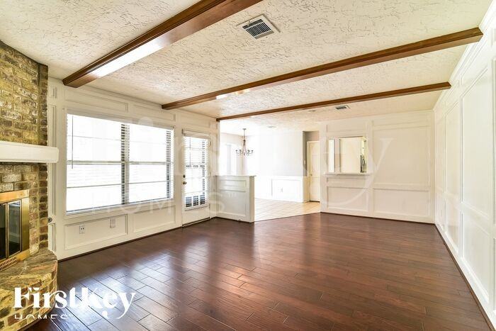 11715 Parkriver Dr - Photo 2 of 15