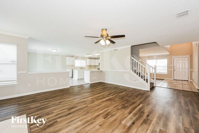 301 Sunset Oaks Dr - Photo 3 of 16