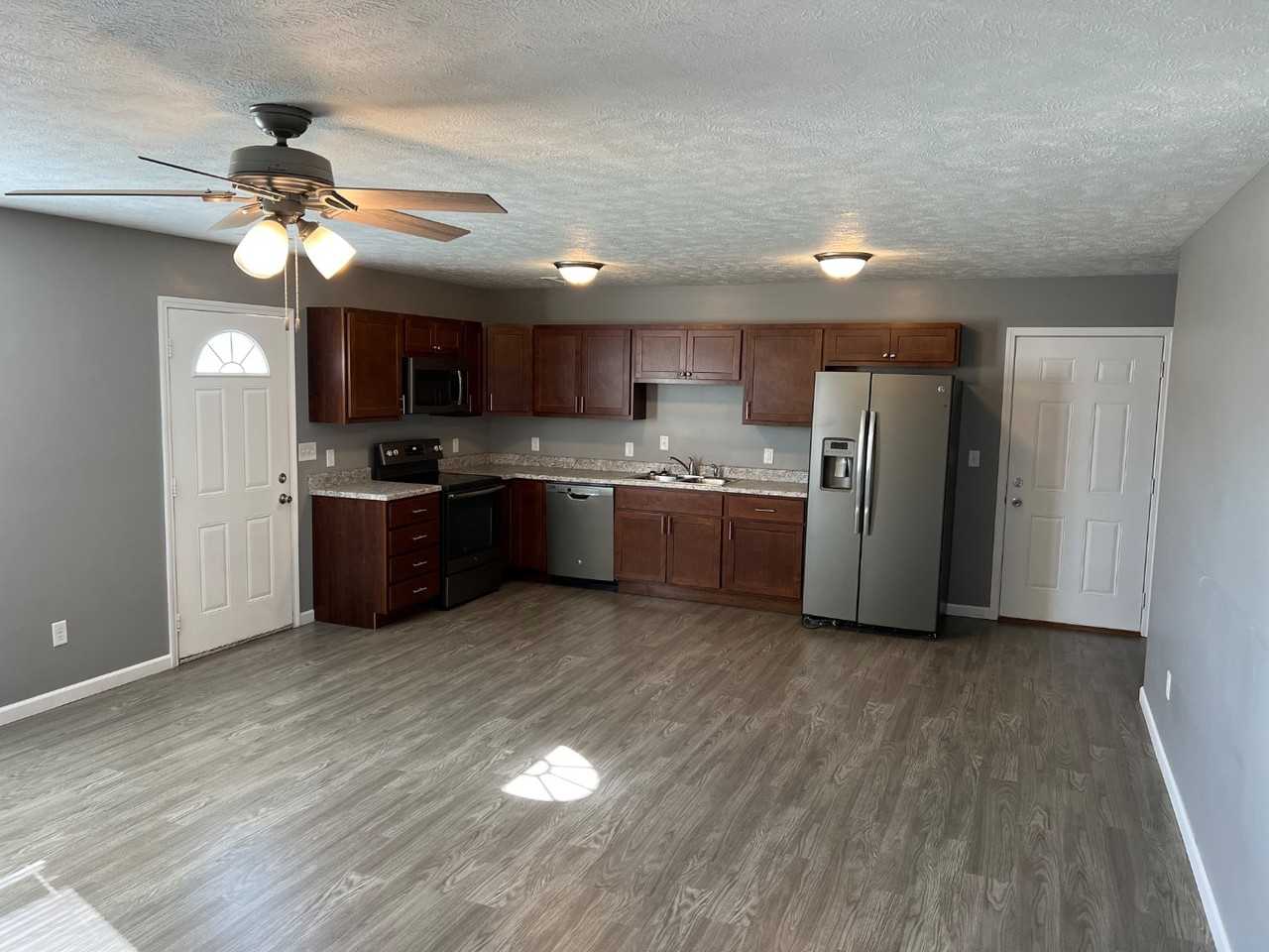 Carol Street Condo’s - Photo 7 of 10