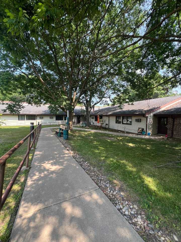 509 N Main Street - Photo 7 of 8
