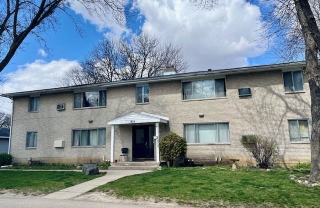 806-822 Mayfair Avenue - Photo 2 of 21