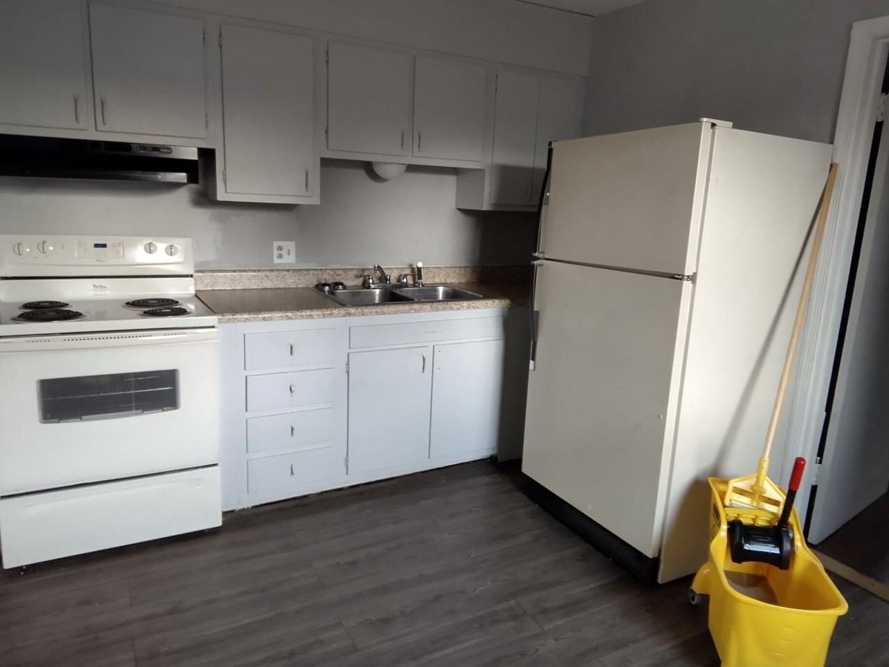 Sprague Garden Apartments - Photo 3 of 13